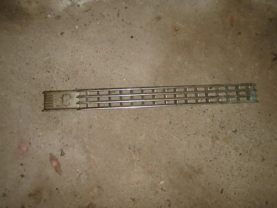 1941 CADILLAC SERIES 60 61 62 OEM HOOD LH SIDE GRILLE 1440926 - Image 1 of 2