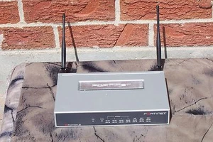 FORTINET FORTIWIFI 60 FIREWALL DRAHTLOSER ROUTER - Bild 1 von 9