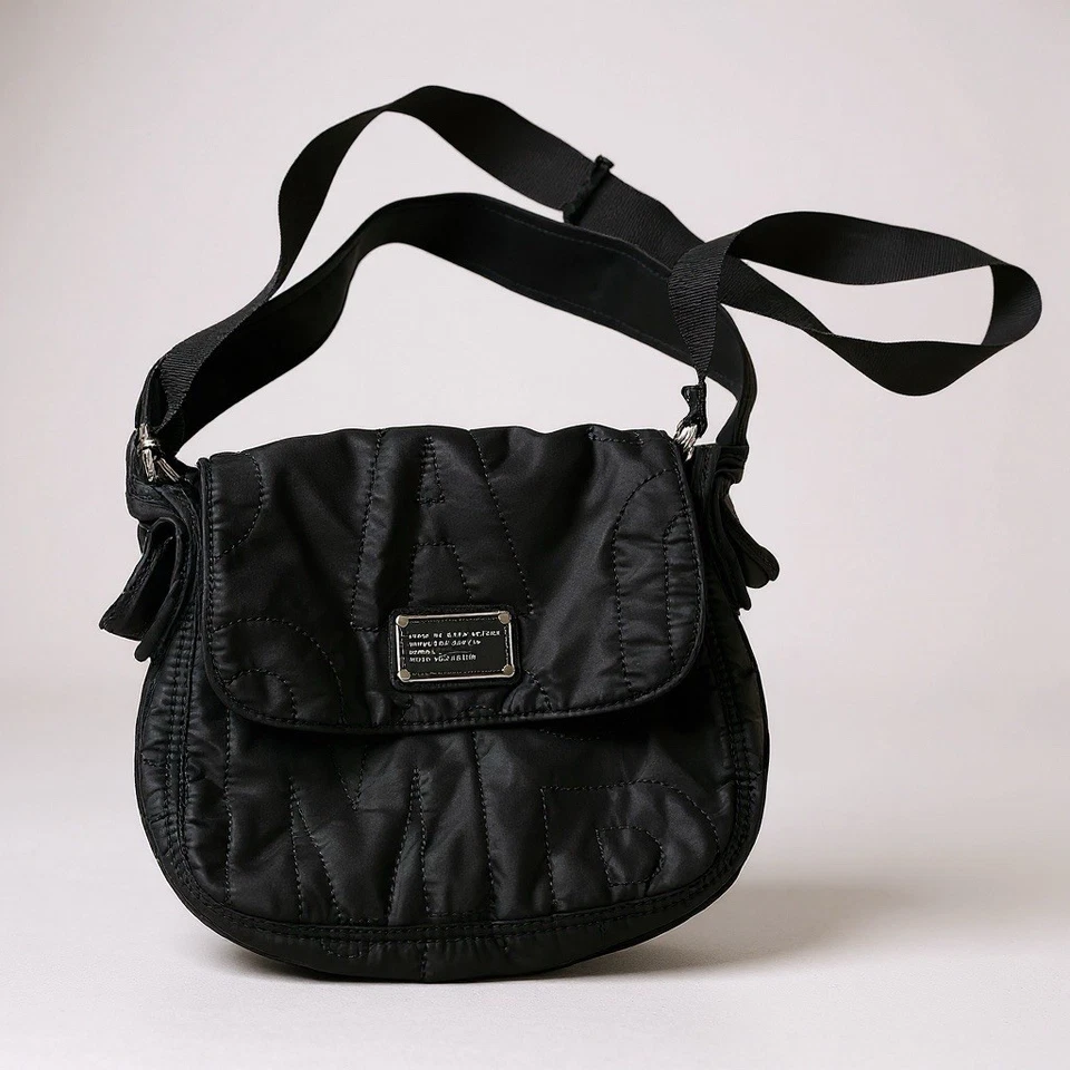 Bolso Bandolera Convertible MARC JACOBS Negro Nylon Repujado R $225 Foto 1 de 4