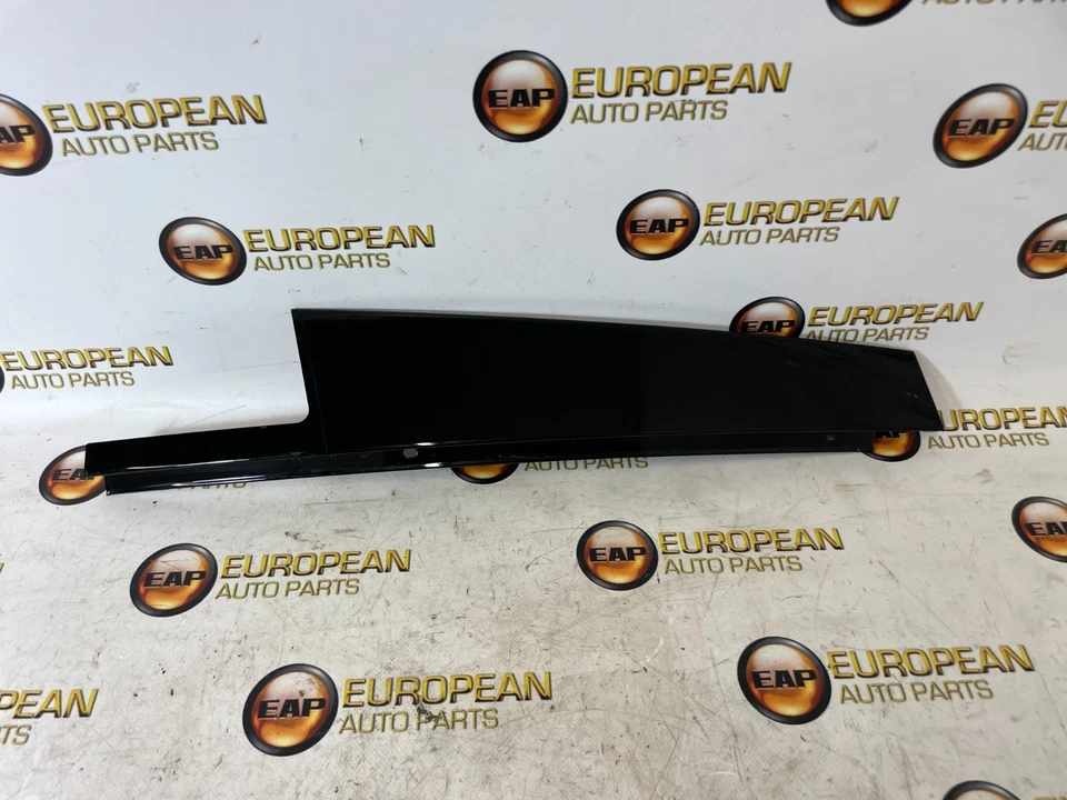 2018 BMW M5 F90 M550I G30 Left REAR Door Pillar Cover Trim Molding - Изображение 1 из 4