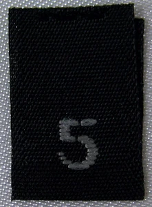 250pcs BLACK WOVEN SEWING FOLDED CLOTHING LABELS, SIZE TAGS - SIZE 5 - FIVE - Picture 1 of 1