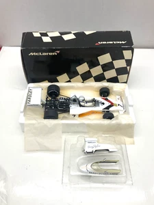Minichamps F1 McLaren Ford M23 Yardley D. Hulme 1973 1/18 Scale Model - Picture 1 of 9