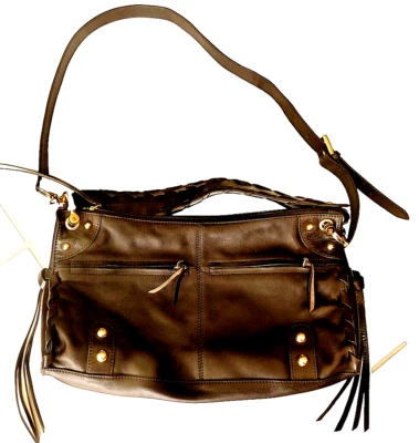 S0NDRA ROBERTS  BROWN LEATHER  SHOULDER BAG W/ FRINGES 2 OUTSIDE ZIP POCKETS LW2 - Image 1 of 4