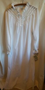 NWT Vintage Gillian O’Malley Soft White Long Nightgown M Medium 10-12 New - Picture 1 of 11