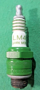 AC LM46 Rasenmäher Zündkerze mit 14mm Dichtung NOS um 1966 - Bild 1 von 2