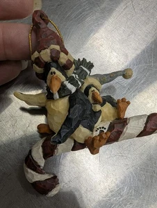 Boyds Bears & Friends" Christmas ornament called Artigo & Avis... Sweet Ride. - Picture 1 of 9