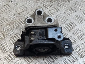 FIAT 500X GEARBOX MOUNT BRACKET 00519385500 2014 - 2022 - Picture 1 of 10