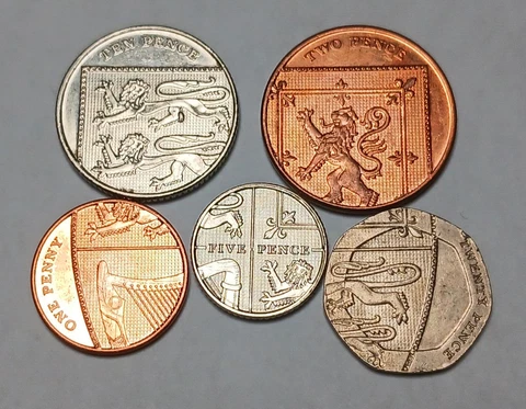 Royal Coat of Arms Partial Set - British 1-20 Pence 5x Coins - Royal Shield Cover
