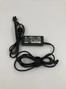 Genuine HP Laptop Charger AC Power Adapter 740015-002 741727-001 19.5V 2.31A 45W - Picture 1 of 2