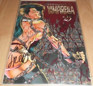 Vengeance of Vampirella (1995) #25A.DF Signed x 4 .Pub Apr 1996 by Harris. - Picture 1 of 2