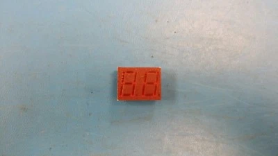 (2 PCS) FND6710 FSC SEVEN-SEGMENT NUMERIC LED DISPLAY,1-CHARACTER,RED,DIP - Image 1 of 3