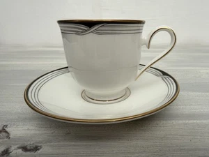 Lenox ERICA Debut Collection Bone China 1 Set Cups & Saucer Fine Formal - Picture 1 of 8