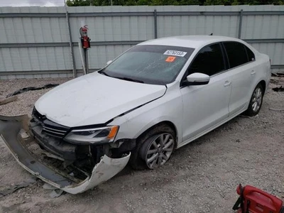 Conjunto de luz trasera izquierda usado se adapta a: Volkswagen Jetta Sdn 2014 exc. barrio ciudad Foto 1 de 4