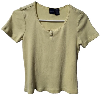 Basic Editions shirt Women Small Chico Yellow short sleeve 1/4 Button round neck Foto 1 de 4