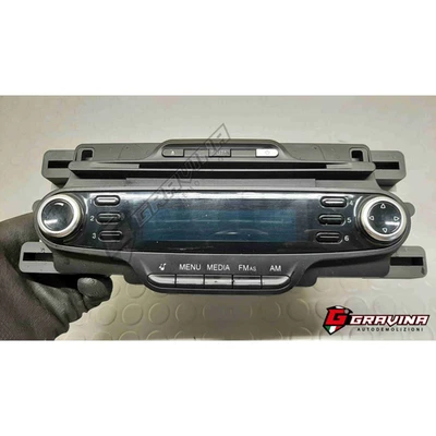 1560968770 AUTORADIO ALFA ROMEO GIULIETTA 2013 - Immagine 1 di 4