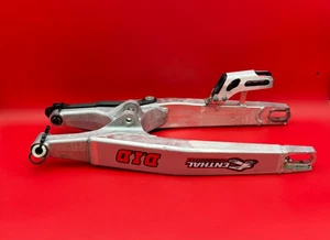 2005 - 2007 Honda CR125R CR125 OEM Swing Arm Swingarm Rear Wheel Fork Mount - Picture 1 of 17