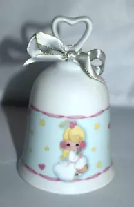 Precious Moments Bell Angel on a Cloud Among Stars Hearts 2004 - Imagen 1 de 9