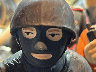 CREAZIONI ARTISTICHE NADIR Gruppo di Intervento Speciale (gis) RARO Hecho en ITALIA Foto 1 de 4