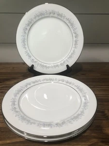 Noritake MARYWOOD 2181 Blue Flowers Platinum Trim Set Of 4 Dinner Plates 10 1/2” - Picture 1 of 4