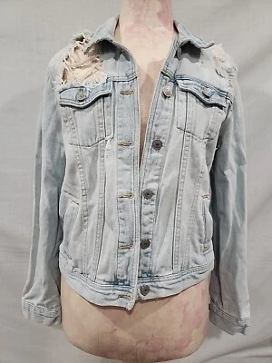 Jaqueta jeans Brandy Melville desgastada - Imagem 1 de 4