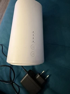 Huawei Router WiFi ModelB528s-23a   Nur Mit Micro-Sim - Bild 1 von 4