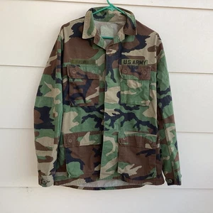 Military Combat Coat Shirt Woodland Camo BDU Camouflage Patches Small Long - Picture 1 of 6