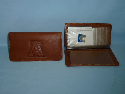 ARIZONA WILDCATS      Leather Checkbook   NEW   brown + Cover