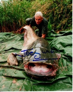 Foto firmada por Jeremy Wade 8x10 River Monsters con certificado de autenticidad holograma - Imagen 1 de 2