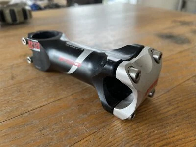 FSA XC 120 Alloy MTB Stem 105mm 0 Degree 1 1/8 25.4 Black 148g Ti Bolts - Image 1 of 4