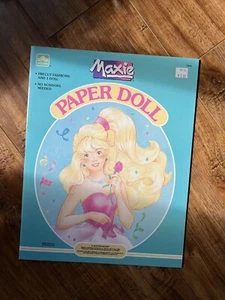 De colección Maxie Paper Muñeca Libro Nuevo Sin Cortar 1989 Whitman Golden Hasbro Muñeca Figuras - Imagen 1 de 4