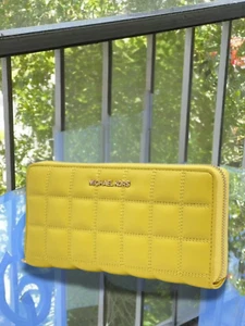 Michael Kors Women Large Long Wallet Wristlet Phone holder Clutch Quilted Yellow - Picture 1 of 7
