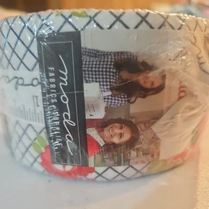 Moda Fabric Jelly Roll SUNDAY STROLL 2.5" Strips Bonnie & Camille Quilting NIP - Picture 1 of 3