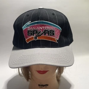 Vintage Starter San Antonio Spurs Hat Snapback Cap Black Pinstripe NBA 90s - Picture 1 of 5