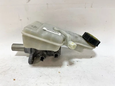CILINDRO MAESTRO FRENO ELÉCTRICO FORD FOCUS 12-18 CON DEPÓSITO Y TAPA OEM Foto 1 de 3