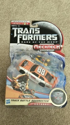 Transformers Dark Of The Moon Deluxe Mechtech TRACK BATTLE ROADBUSTER MOC NEW - Image 1 of 2