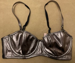 Victoria’s secret bra 32D pushup without padding silver pleather Dream Angels - Picture 1 of 3