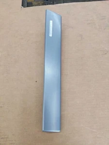 19 20 21 22 23 AUDI Q3 Right Dash Lower Silver Trim Quattro AC Vent ONLY - Picture 1 of 9