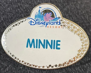 Disneyland Cast Exclusive name tag ‘Minnie’ Pin - Picture 1 of 8
