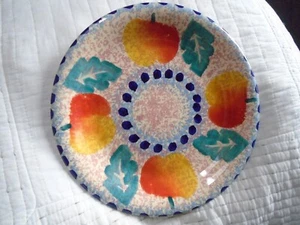 Bellini Piu HAND PAINTED CERAMIC PLATE Italy LEAVES AND FRUIT 10" FREE SHIPPING - Picture 1 of 4