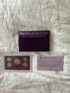 1992 United States Mint Proof Set with Certificate of Authenticity - Picture 1 of 3