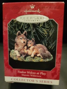 1998 Hallmark Keepsake Ornament Majestic Wilderness: Timber Wolves at Play - Picture 1 of 2