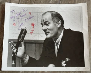 Foto/fotografía promocional firmada/autografiada por Joe Dolan del cantante irlandés 8x10" - Imagen 1 de 2
