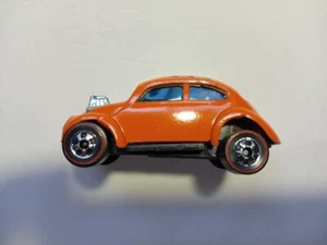 VINTAGE HOT WHEELS REDLINE 1967 CUSTOM VOLKSWAGEN -ORANGE W/BEETLE TAMPO ON ROOF - Picture 1 of 6