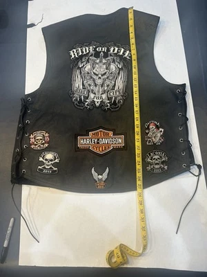 Hot Leathers Vest XL. Daytona and Laconia Patches Great Condition - Image 1 of 4