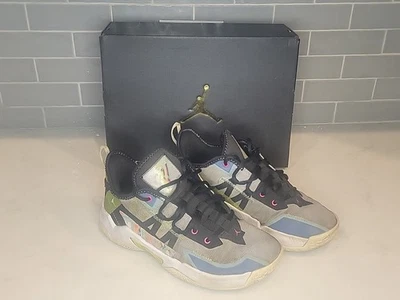 Jordan One Take II (GS) Wolf Grey Fireberey Talla 6.5Y CZ0840 003 Foto 1 de 4