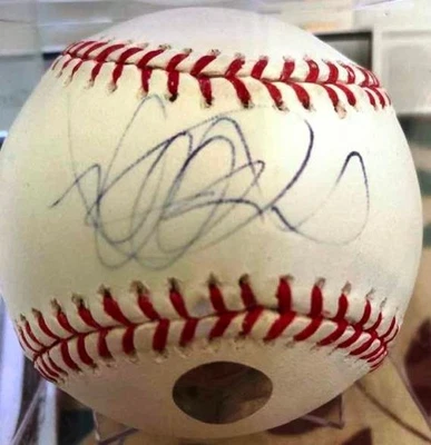 Béisbol autografiado por Ichiro con certificado de autenticidad Mill Creek Sports Foto 1 de 4