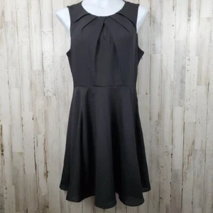 Express Womens Dress 10 Black LBD Career Shift Sleeveless R19 - Picture 1 of 6