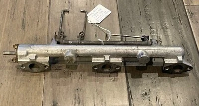 Tubo de equilibrio de aire carburador tipo E 3.8 Jaguar XKE 62-64 temprano con acoplamiento Foto 1 de 2