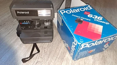 POLAROID 636 CLOSE UP APPAREIL PHOTO INSTANTANÉ TBE - Photo 1/4