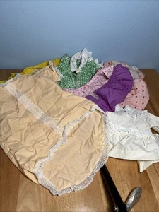 Vintage Cabbage Patch Coleco Kleidungspaket 7 Teile gelb Rock Kleid Strampler Pyjama - Bild 1 von 15